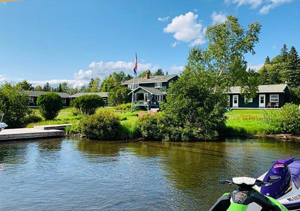 Rangeley Town & Lake Экстерьер фото