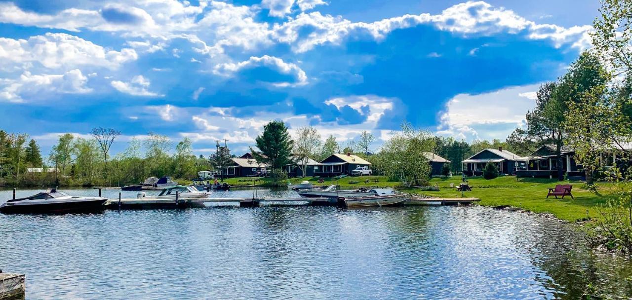 Rangeley Town & Lake Экстерьер фото