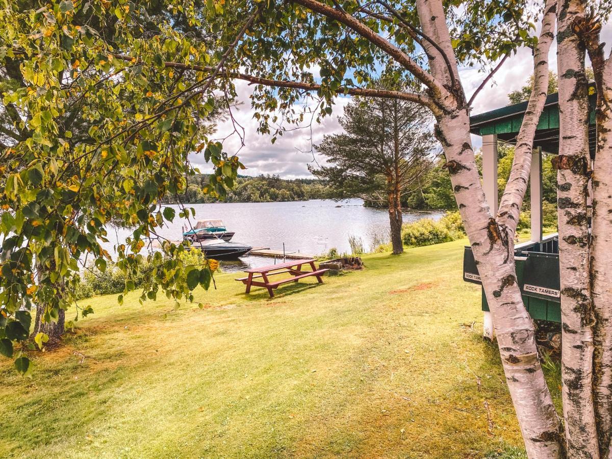 Rangeley Town & Lake Экстерьер фото